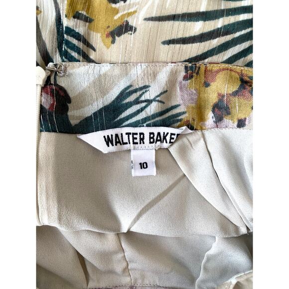 Walter Baker Mara Tropical Palm Vacation Surplice Bodysuit Shorts Set, M, 8, 10 - Picture 10 of 12